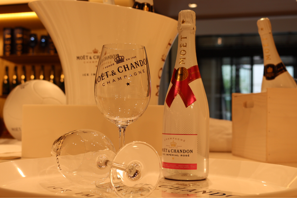 Imagem de capa: Um pouco de tudo sobre Champagne!